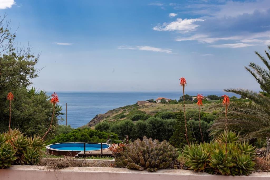 Villa Vacanze Bosa Magomadas Exterior photo